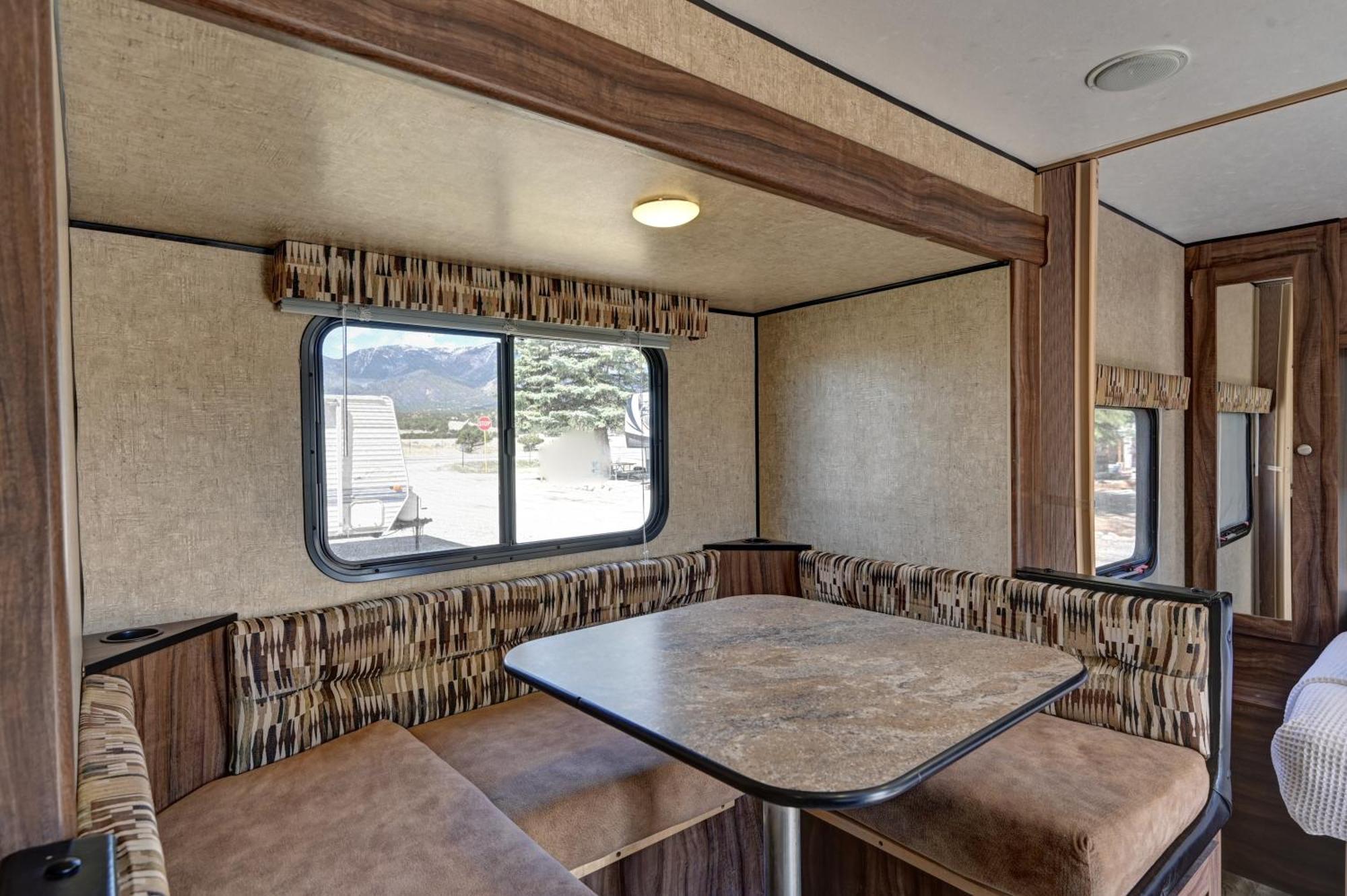 布埃纳维斯塔 Snowy Peaks Rv Park酒店 外观 照片